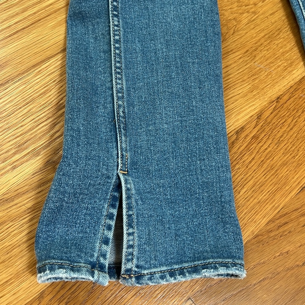 GAP Mid Rise Split-Hem Vintage Slim Jeans - Picture 7 of 13